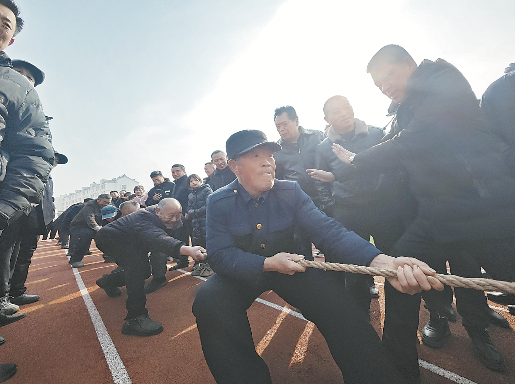 庄稼汉变身“运动员” 赛场传递邻里情