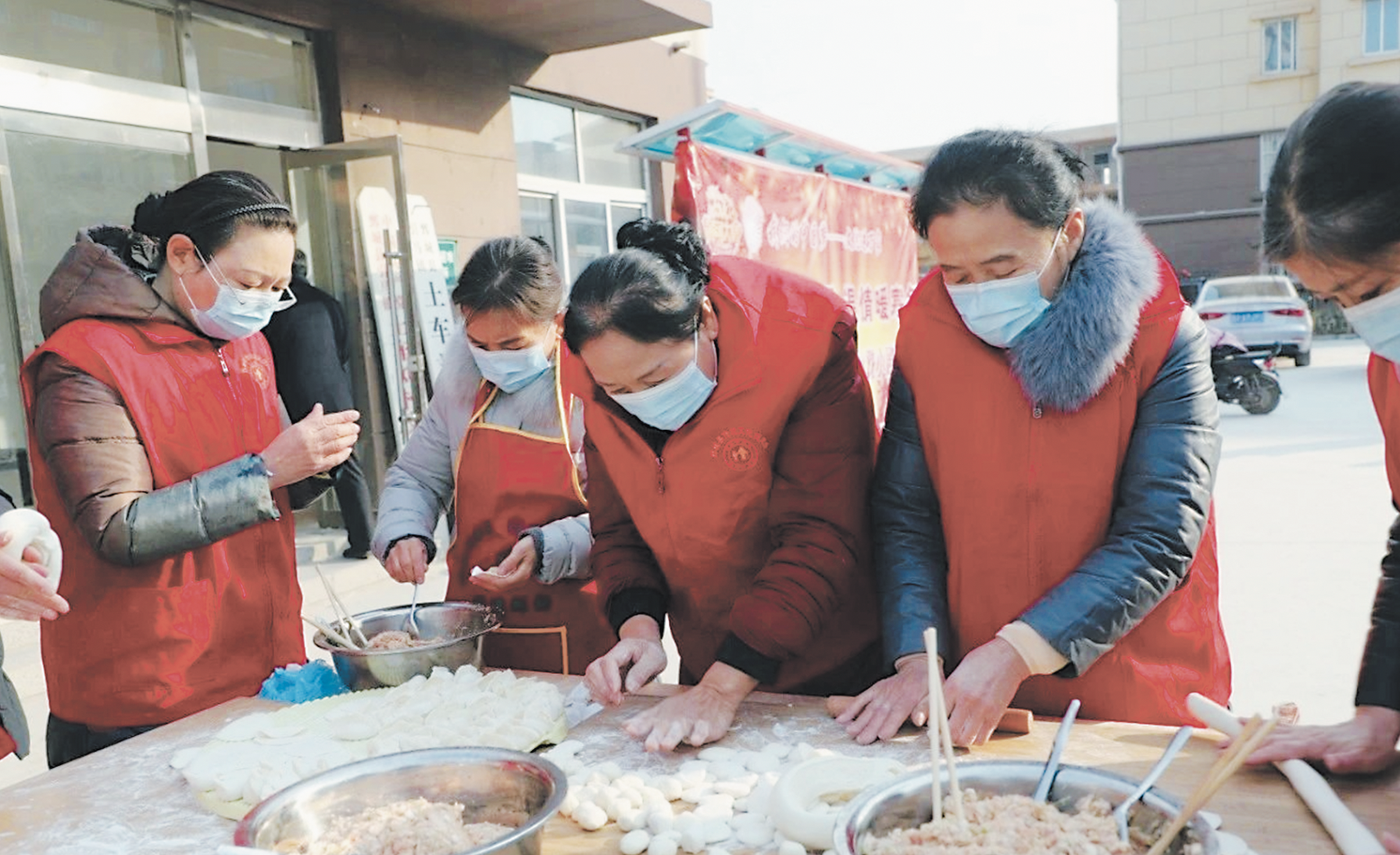 饺香迎冬至，温情暖寒冬