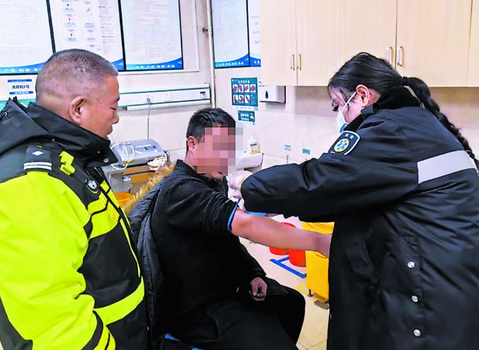 菏泽交警元旦假期严查酒驾