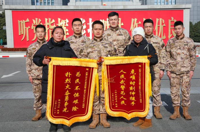 两次休假，两度火场逆行