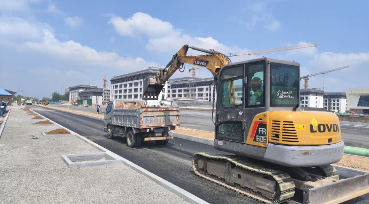 毛庄北路月底具备通车条件